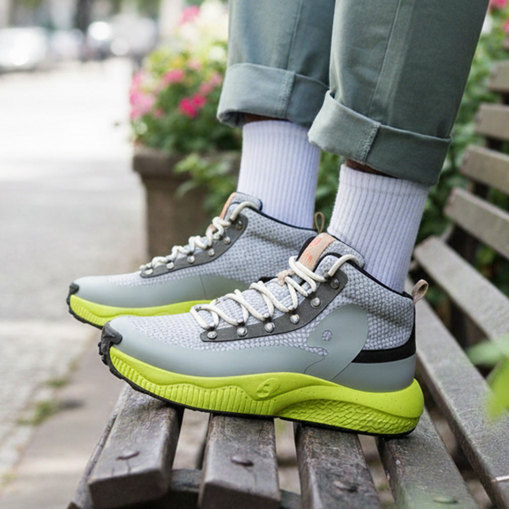 Limestone Yellow-Green Men