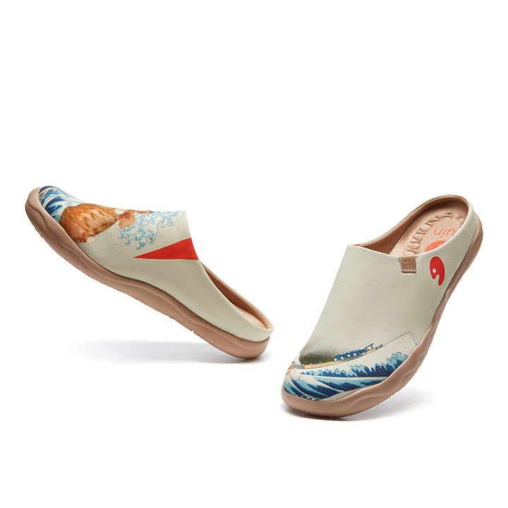 The Great Wave and the Cat 2 Malaga Women