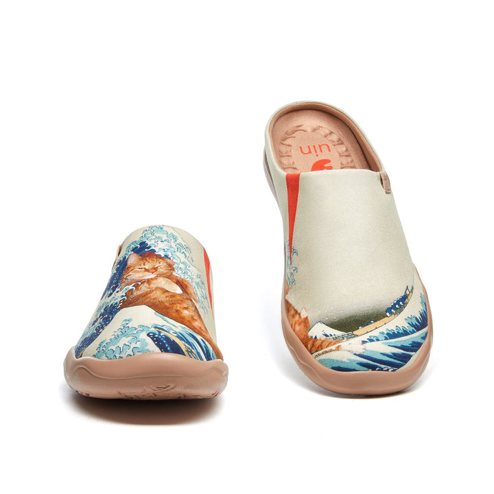 The Great Wave and the Cat 2 Malaga Women