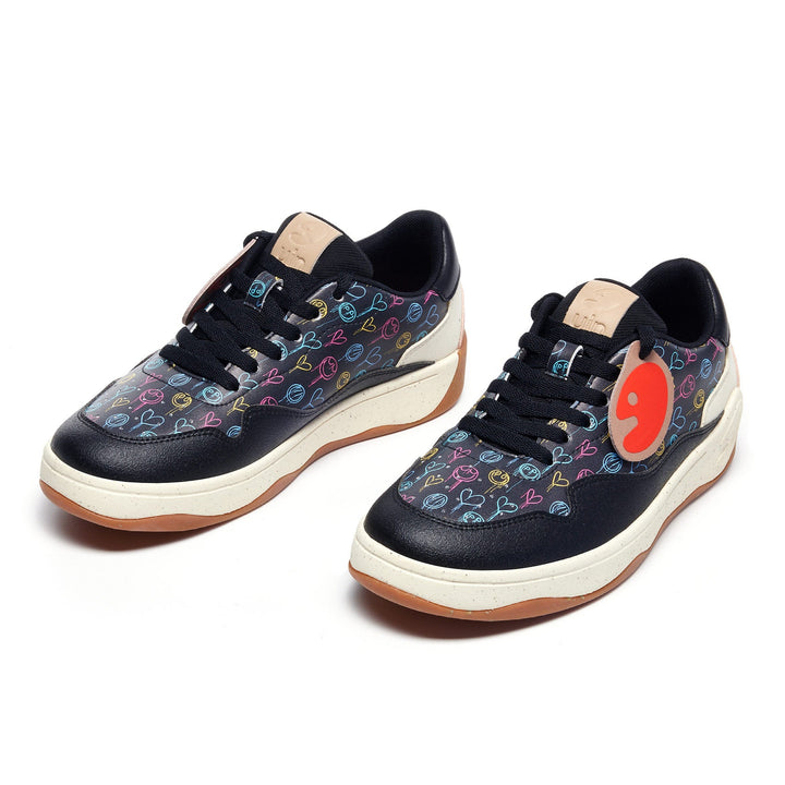 Smiley Graffiti Women