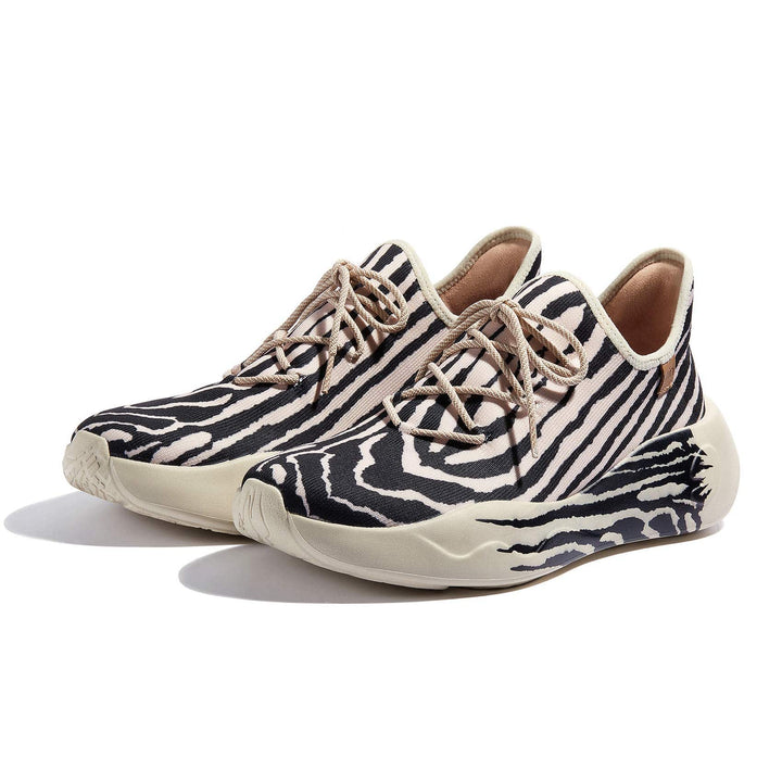 UIN Footwear Men Zebra-Stripe San Sebastian II Men Canvas loafers