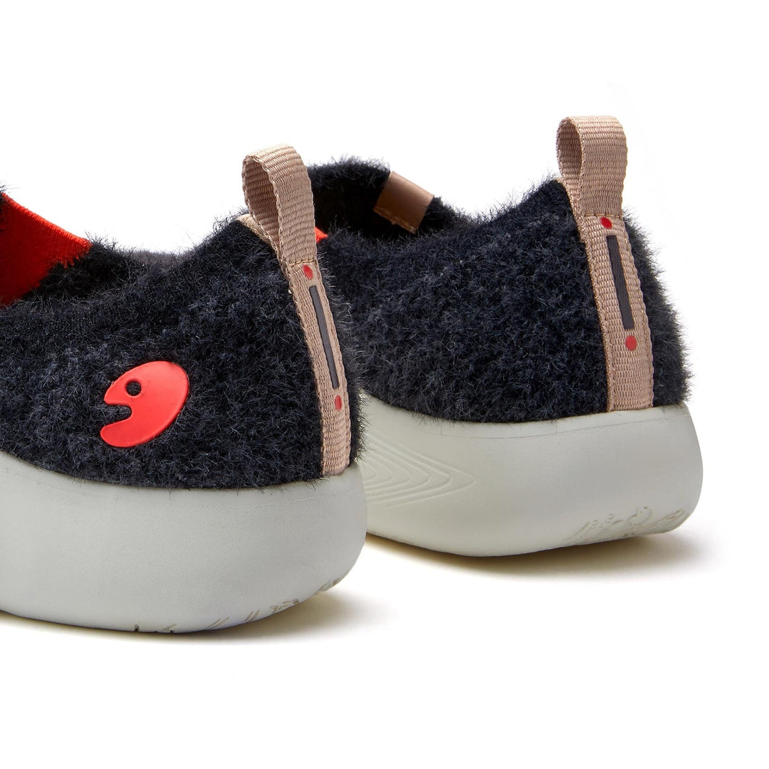 Bouncing Black 2 Toledo X Women