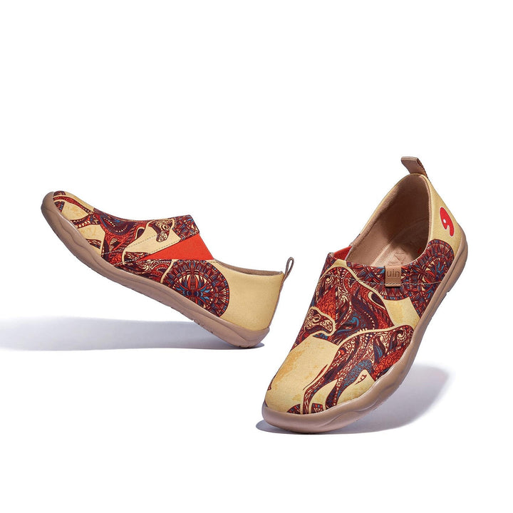 UIN Footwear Women Middle East Impression Toledo I Women Canvas loafers