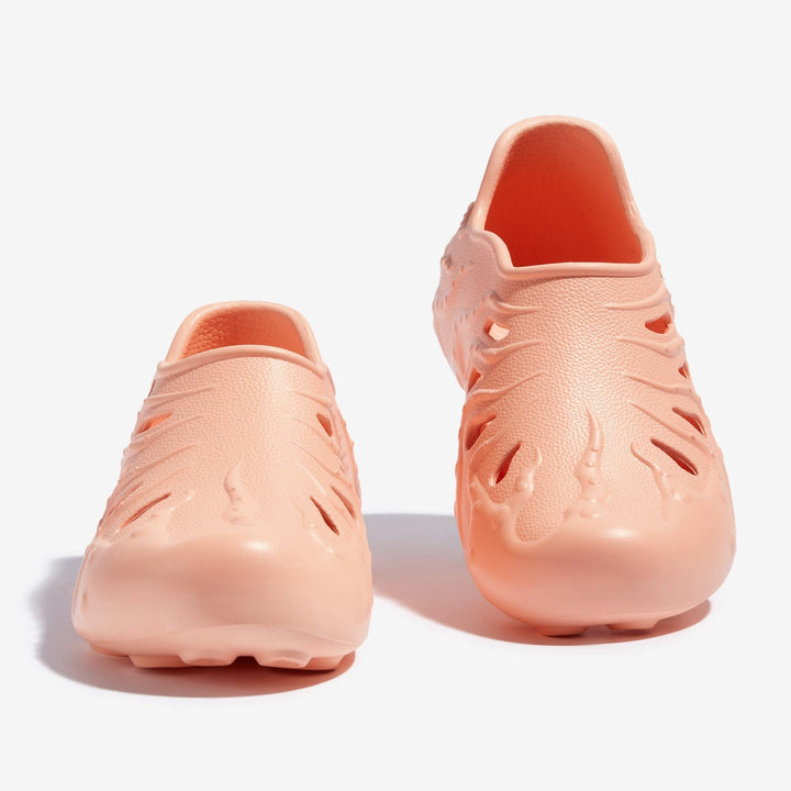 UIN Footwear Women Peach Pink Octopus II Women Canvas loafers