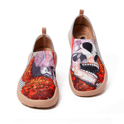 UIN Footwear Women Skeleton Women Canvas loafers